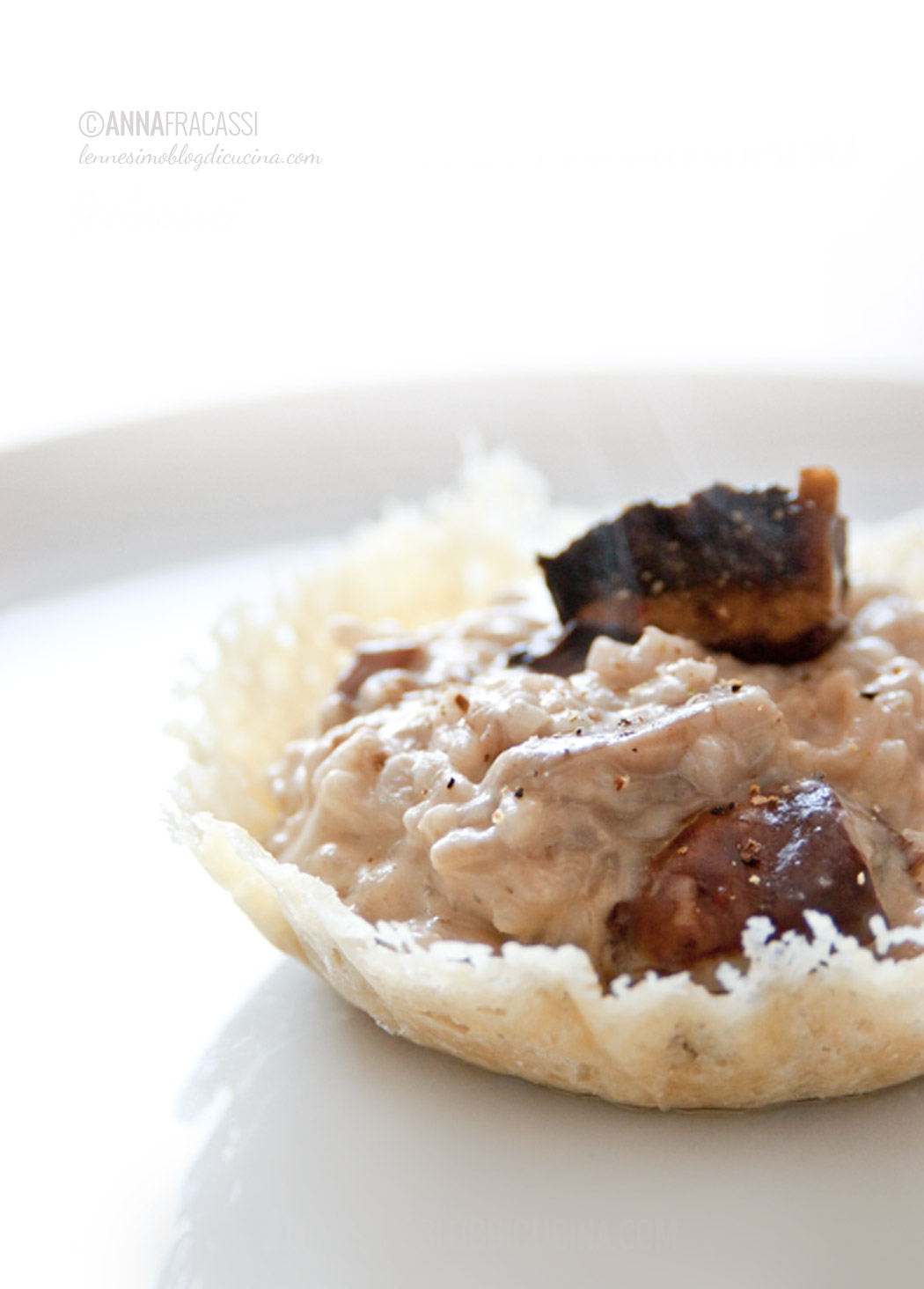 risotto ai funghi in cestini di Parmigiano Reggiano