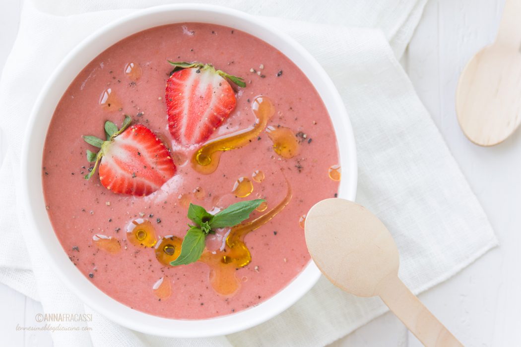 Gazpacho di fragole, una variante della ricetta andalusa