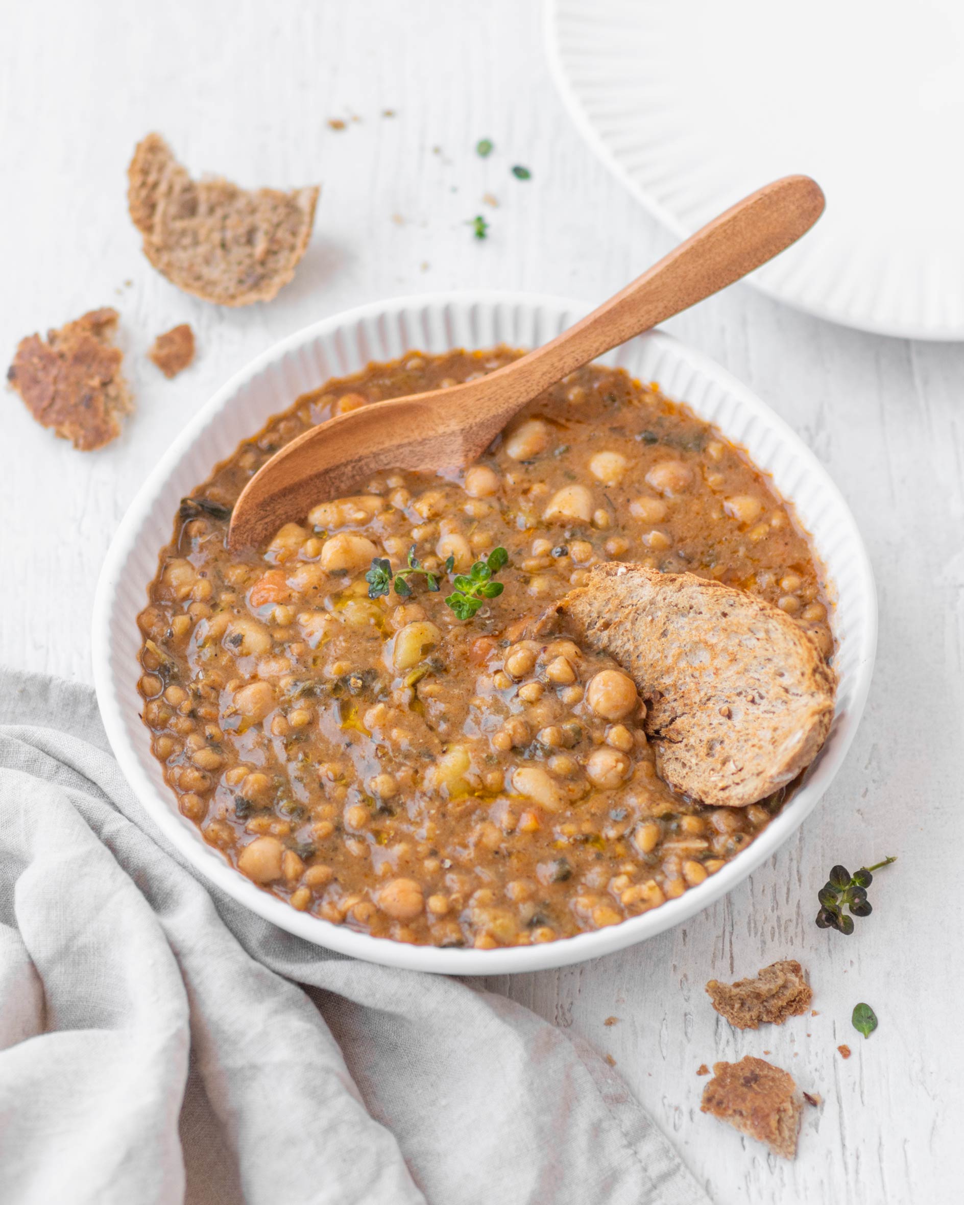 Zuppa di legumi veloce, pronta in 20 minuti