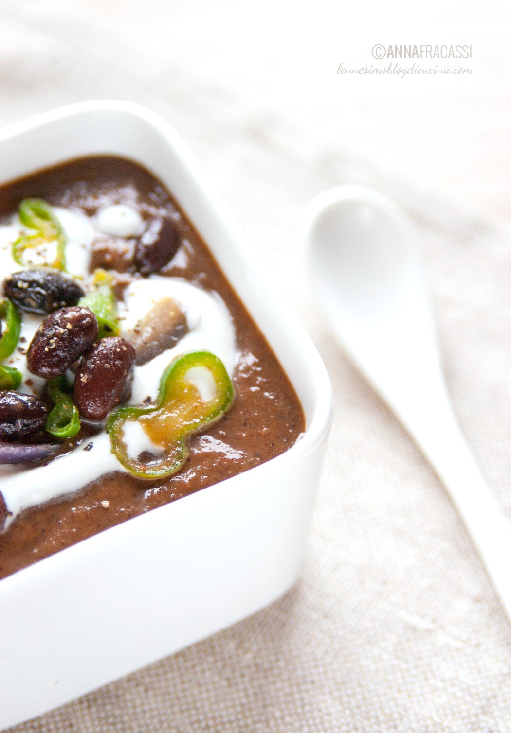 Zuppa di fagioli neri al caffè