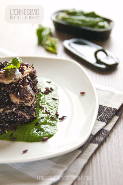 riso venere alle sarde su pesto di spinaci