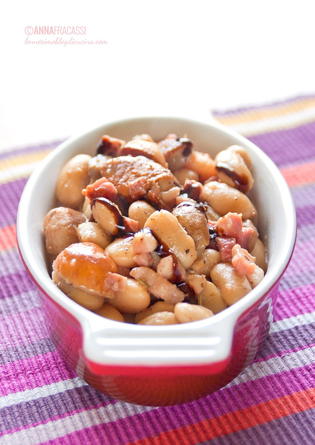 Contorno autunnale di fagioli, porcini e pancetta affumicata