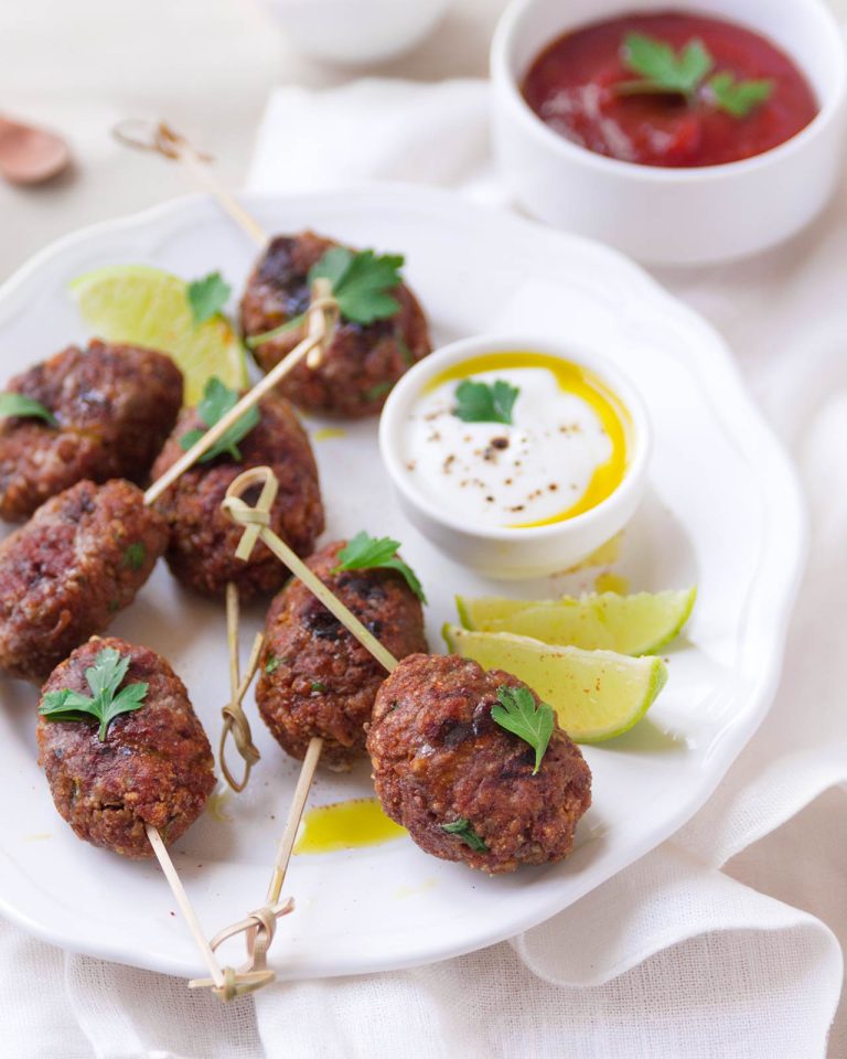 Kofte turche: la ricetta delle polpette grigliate di manzo