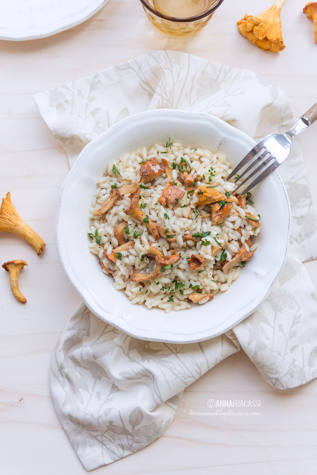 Autunno, tempo di funghi: il mio risotto ai finferli