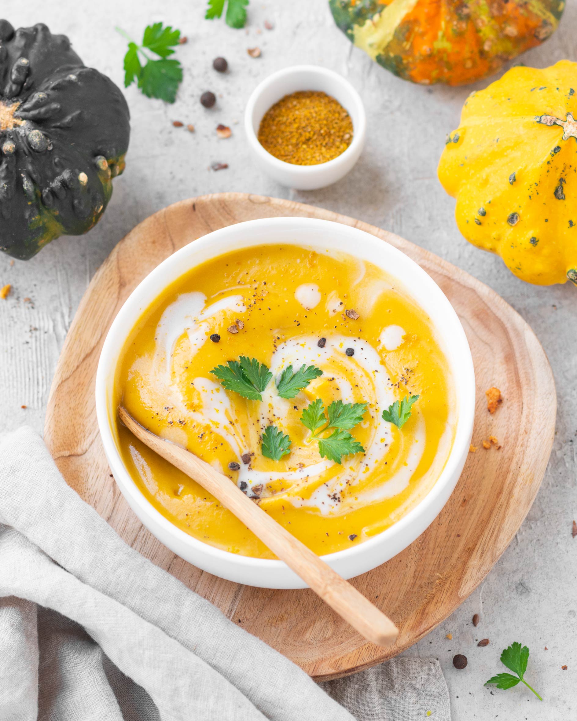 Zuppa thai alla zucca e latte di cocco