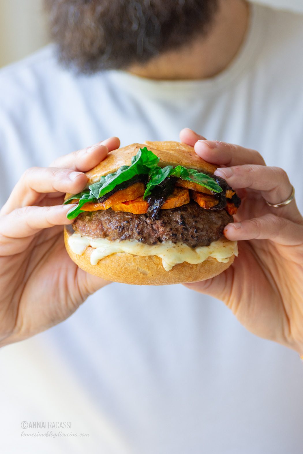 Hamburger di chianina e salsa BBQ con Aceto Balsamico di Modena