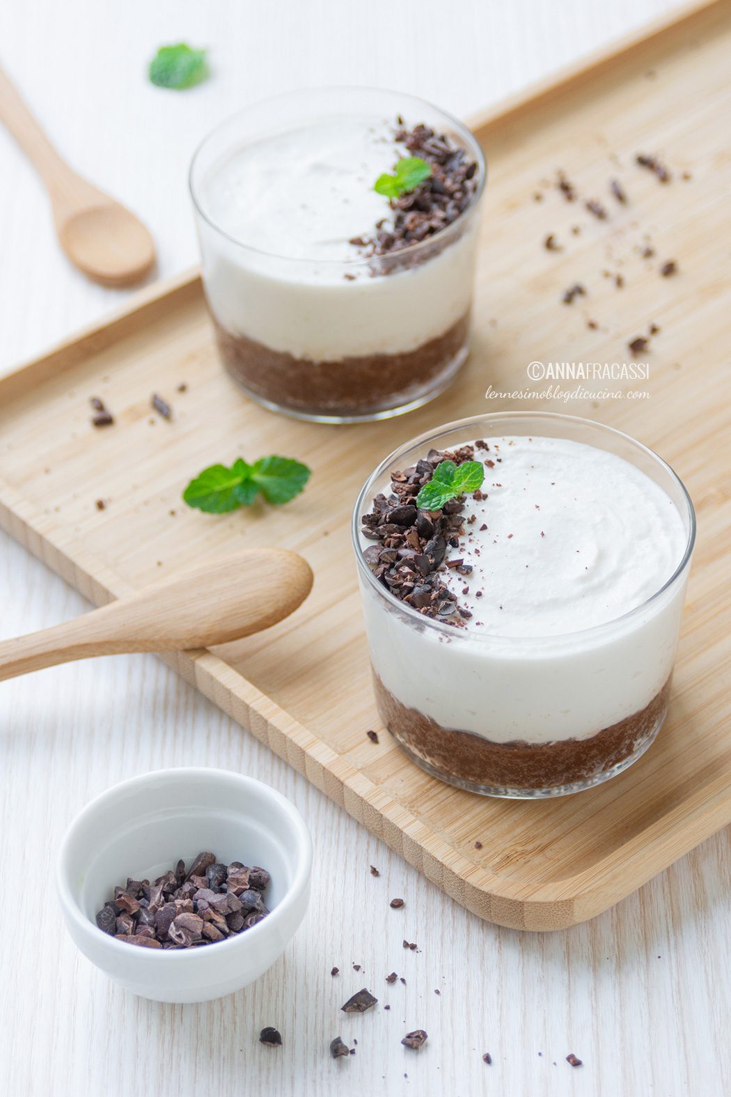 Mini cheesecake alla ricotta e cioccolato: la ricetta al bicchiere