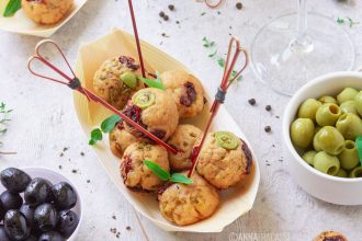 Polpette di sgombro alla mediterranea