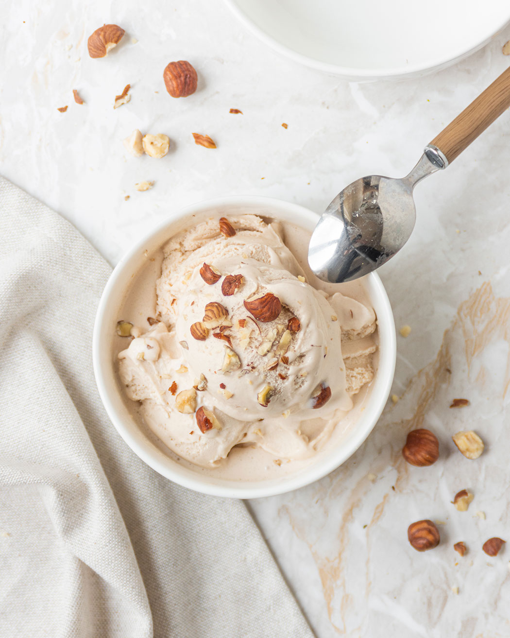 Gelato alla nocciola senza gelatiera