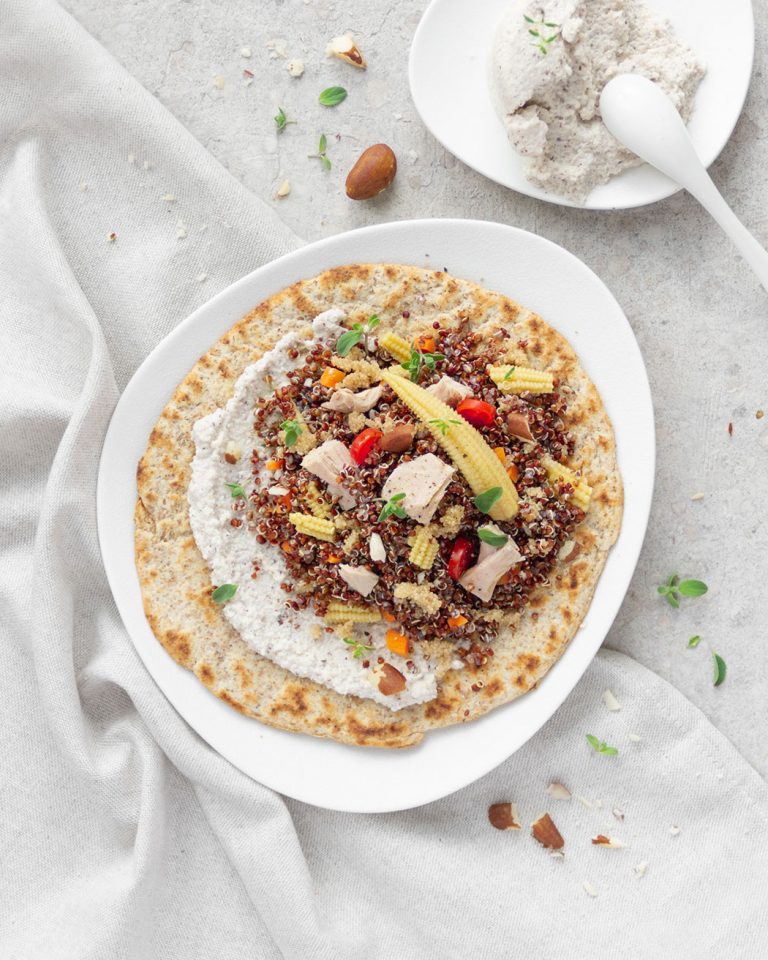 Insalata di quinoa rossa, amaranto e tonno