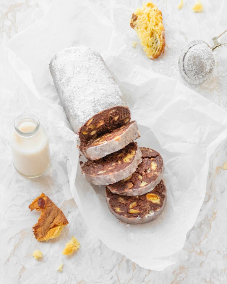 salame di cioccolato al panettone