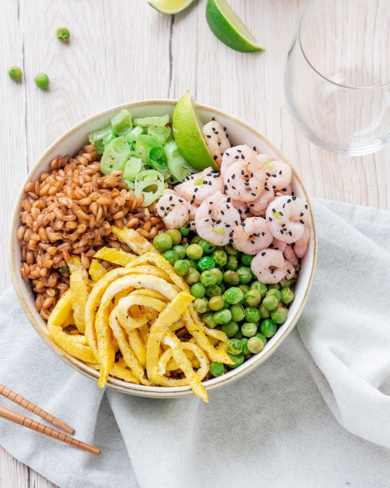 poke bowl: farro alla cantonese