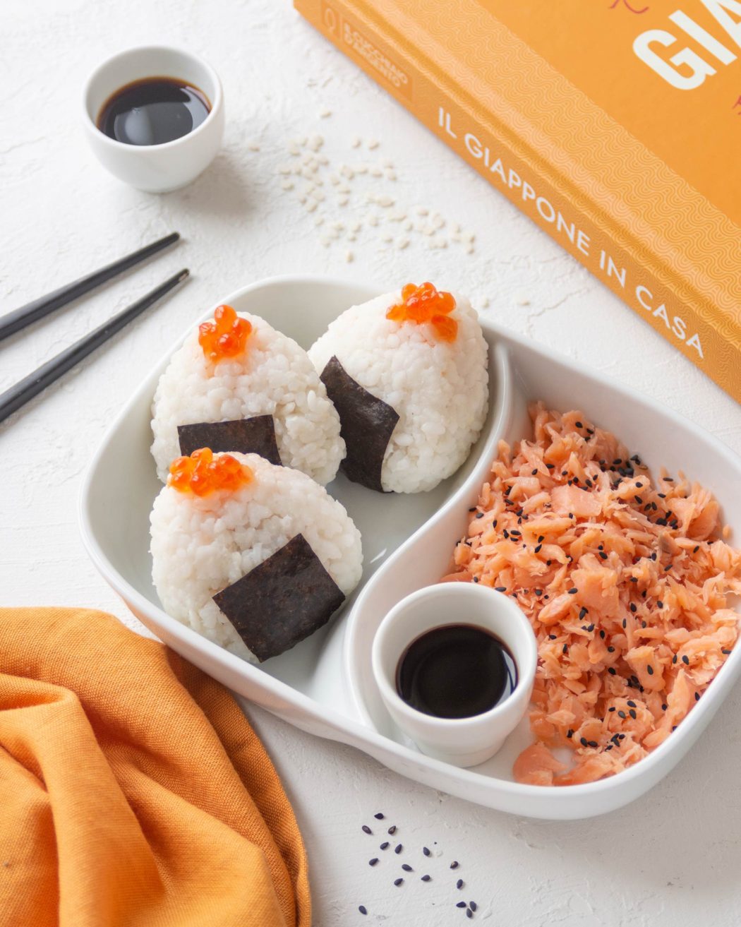 onigiri di salmone