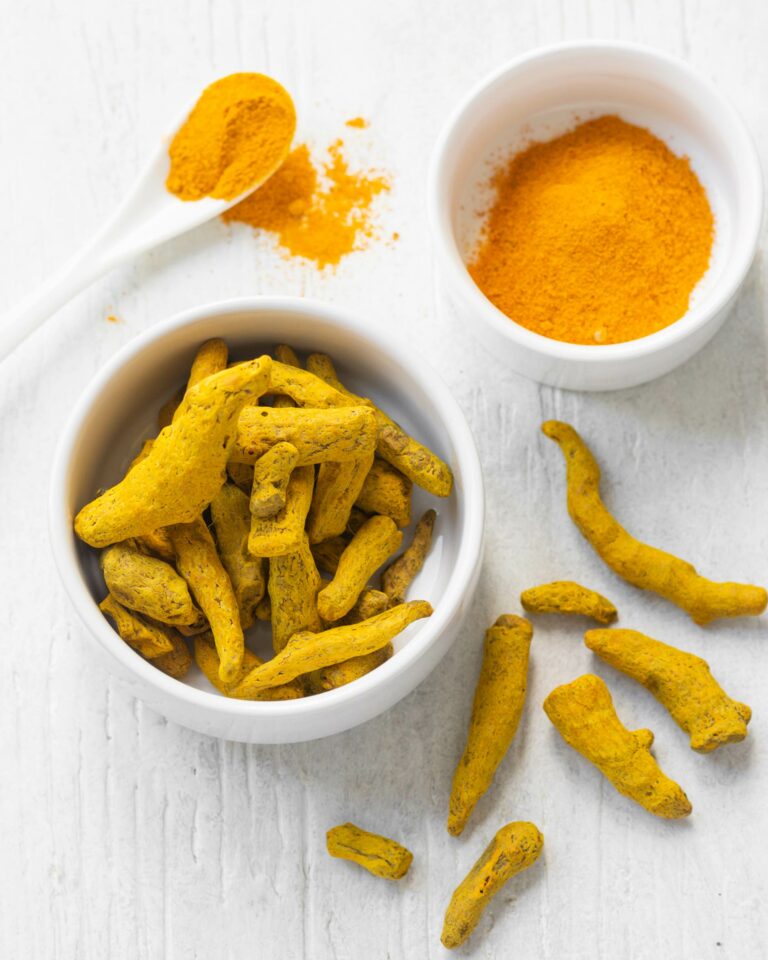 Curcuma: Un'esplosione di colore e salute nella tua cucina