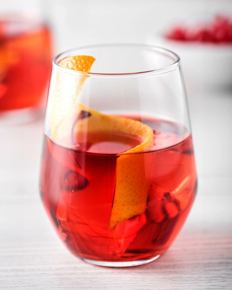 Come preparare un Negroni speziato e irresitibile