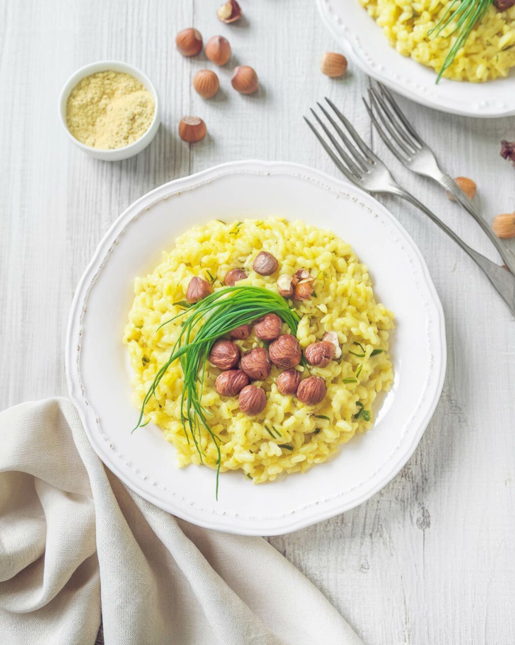 Risotto con agretti e nocciole