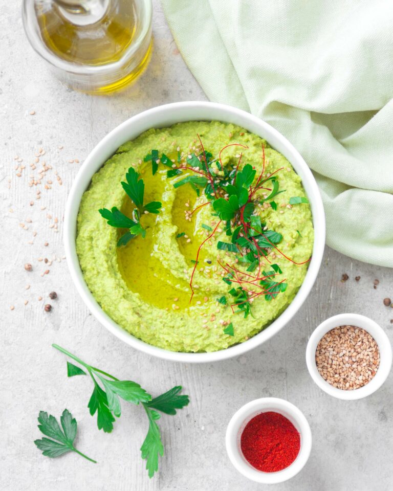 Pesto di fave: 4 modi per gustarlo