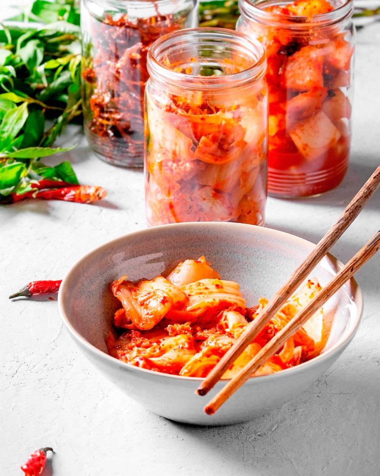 Cibi fermentati: tradizione, ingredienti e strumenti
