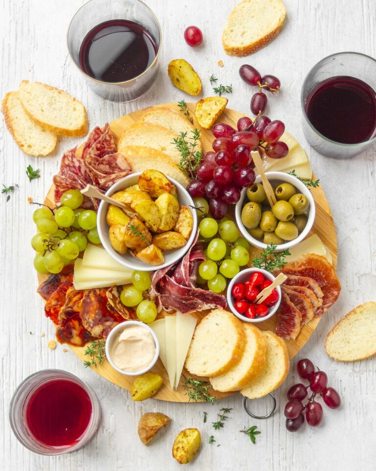 Come creare una charcuterie board di salumi per l’aperitivo