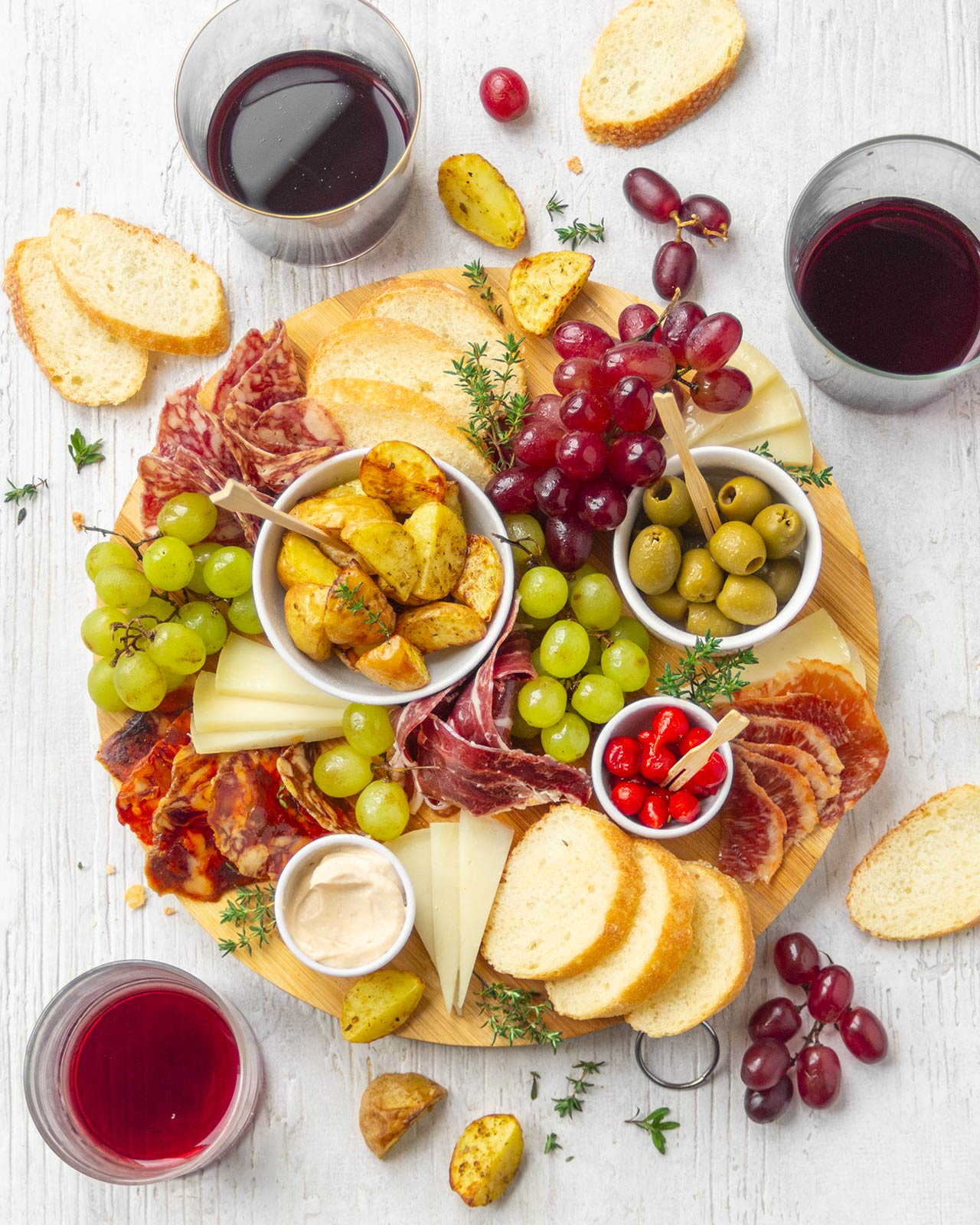 Come creare una charcuterie board di salumi per l’aperitivo