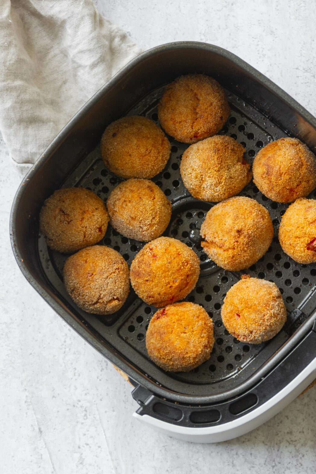 Polpette di riso al pomodoro: la ricetta al forno o in friggitrice ad aria